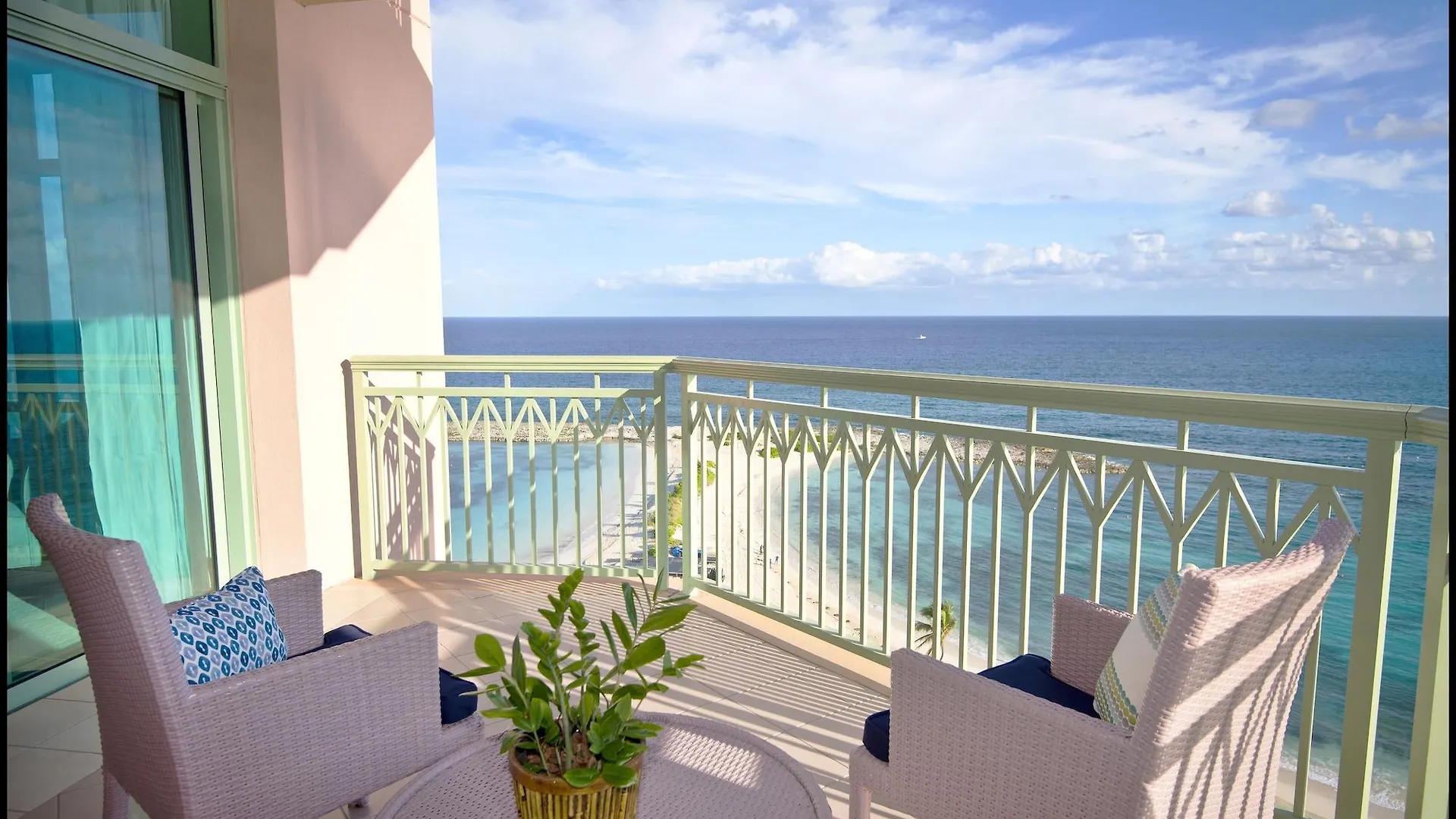 The Cove At Atlantis Hotel Nassau