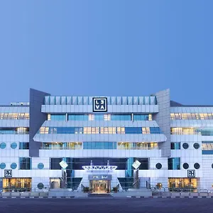 Ξενοδοχείο με διαμερίσματα Leva And Suites, Opposite Downtown ****